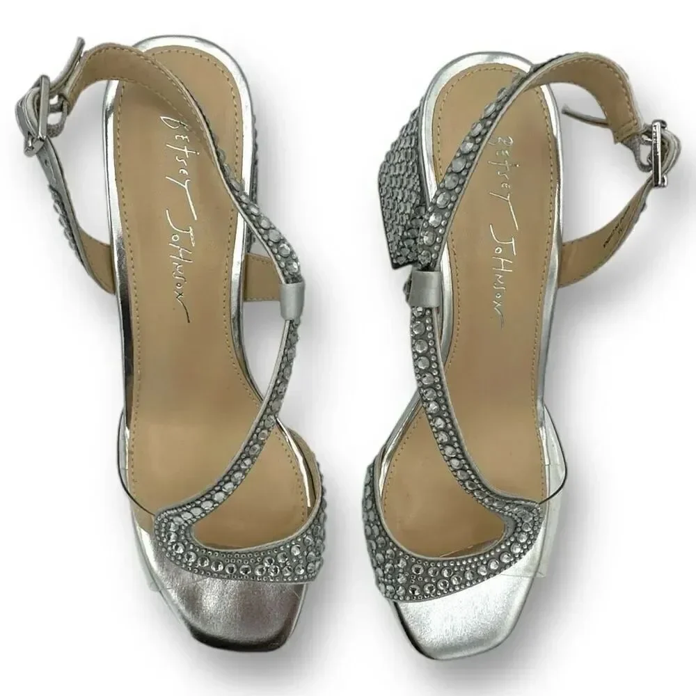 NWOT Betsey Johnson Womens SB Milah Heeled Slingback Sandals Silver Size 7M